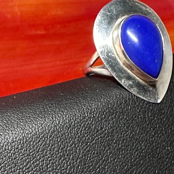 Lapis lazuli ring bezel set teardrop sterling silver signed “L” size 7.5 5505 Y - Picture 2 of 13